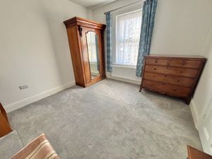 Bedroom- click for photo gallery